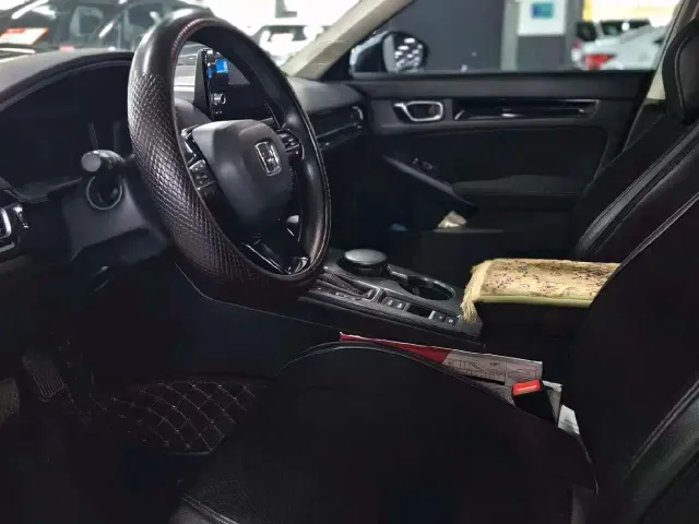 Honda Civic — Фото автомобиля 5