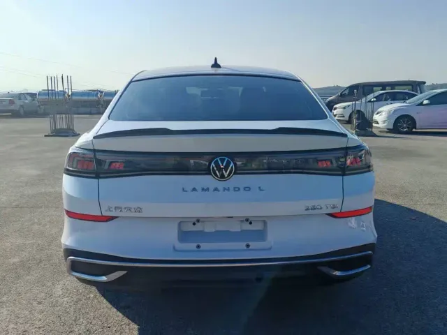 Volkswagen Lamando — Фото автомобиля 11