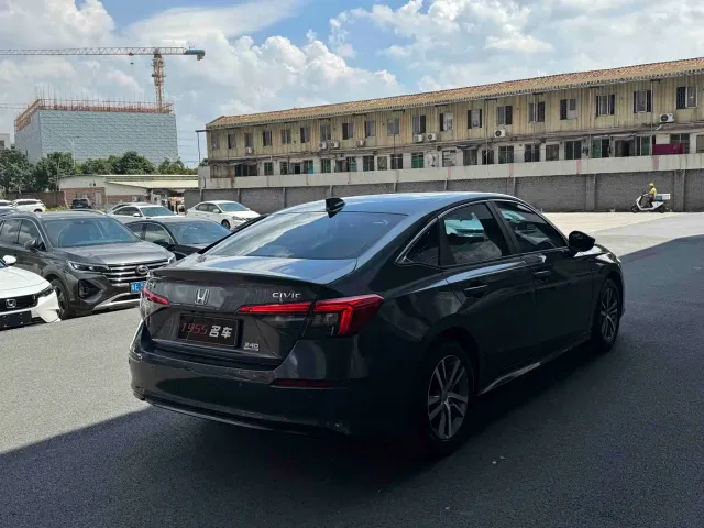 Honda Civic — Фото автомобиля 9
