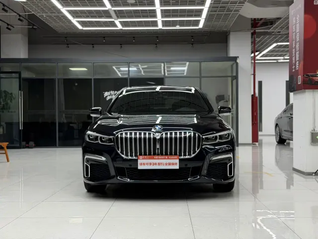 BMW 7 Series — Фото автомобиля 2