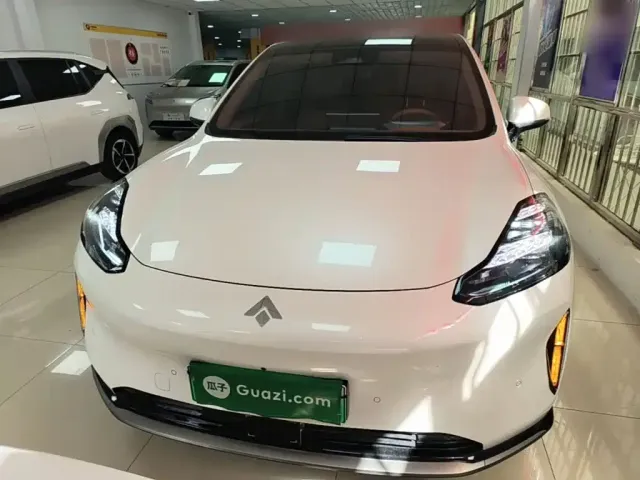 GAC Hyptec HT — Фото автомобиля 2