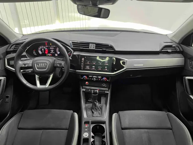 Audi Q3 — Фото автомобиля 16