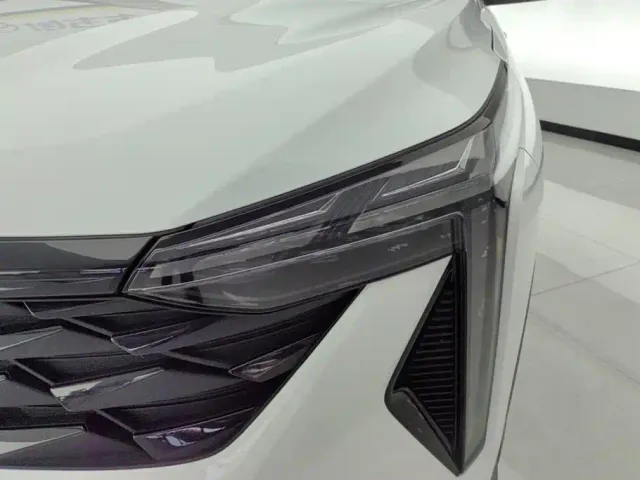 Geely Boyue — Фото автомобиля 5