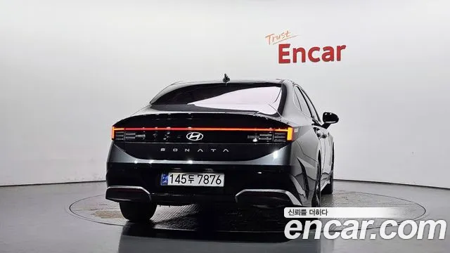 Hyundai Sonata — Фото автомобиля 4