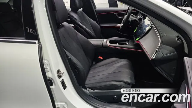 Mercedes-Benz E-Class — Фото автомобиля 10