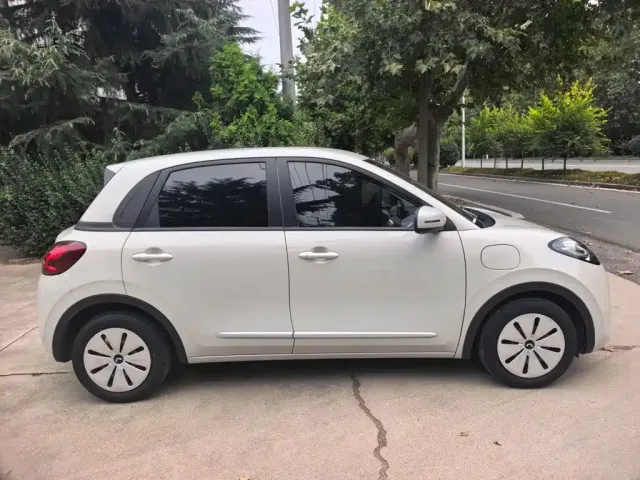 Wuling Bingo — Фото автомобиля 21