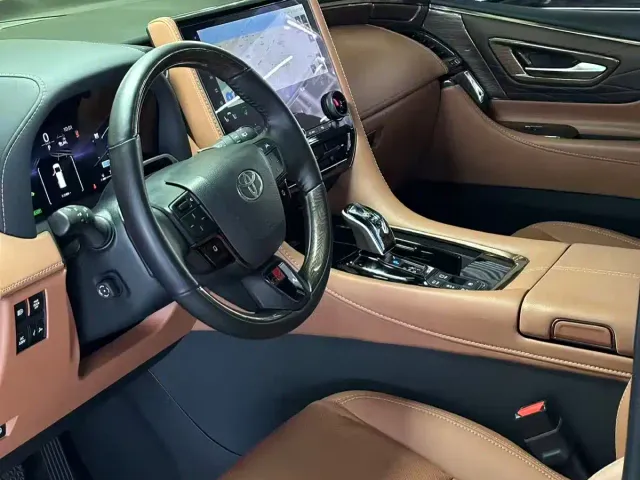 Toyota Alphard — Фото автомобиля 5