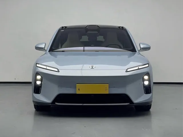 Nio ET5 Touring — Фото автомобиля 6