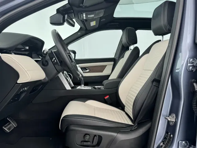 Land Rover Discovery Sport — Фото автомобиля 6