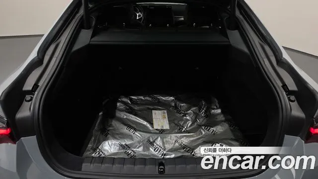 BMW 4 Series G22 — Фото автомобиля 25