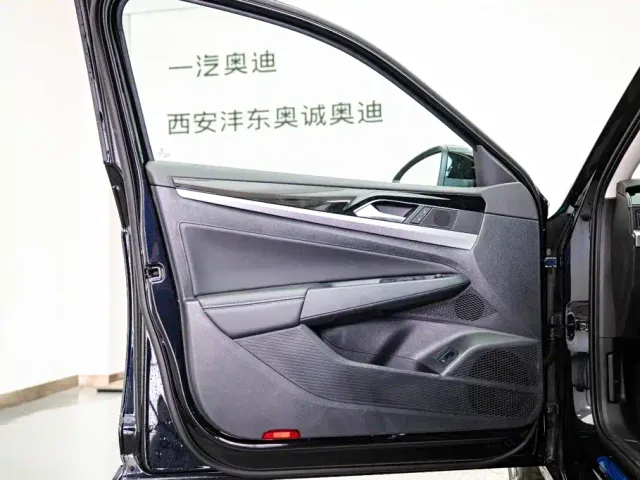 Volkswagen Passat — Фото автомобиля 7