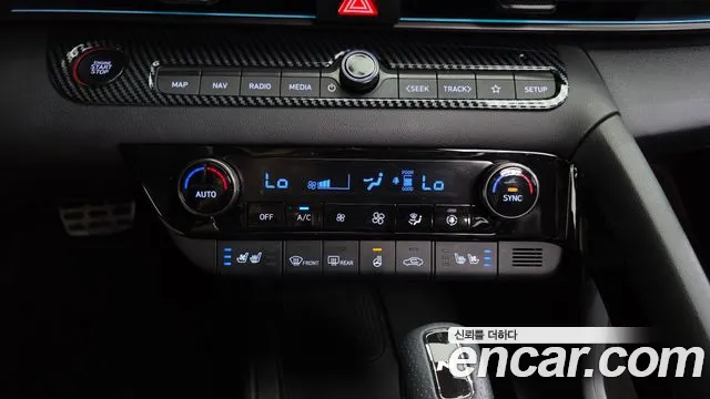 Hyundai AVANTE Новый Avante (CN7) — Фото автомобиля 20