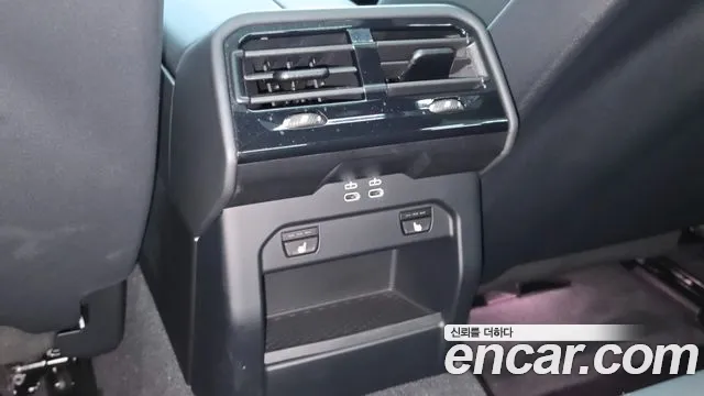 BMW 5 Series G60 — Фото автомобиля 16