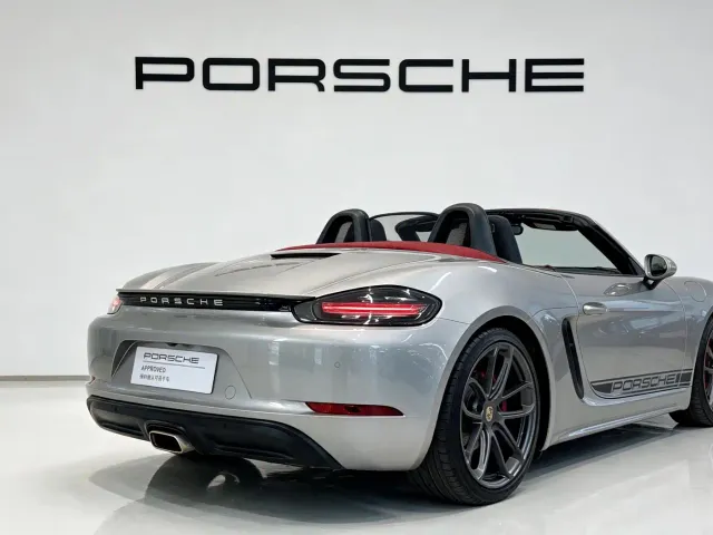 Porsche 718 — Фото автомобиля 4