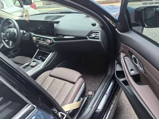 BMW 3 Series — Фото автомобиля 6