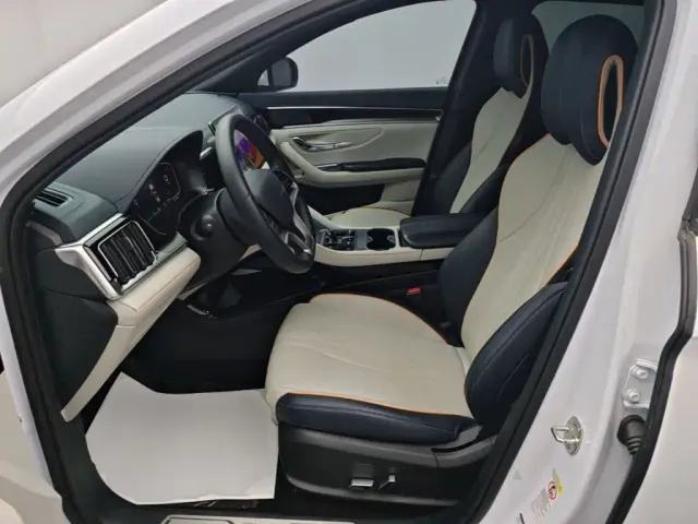 BYD Song PLUS — Фото автомобиля 14
