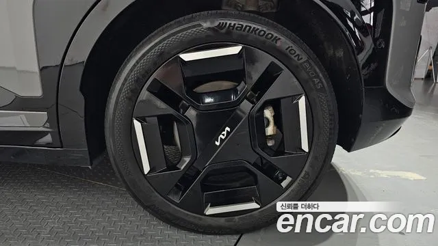 Kia EV3 — Фото автомобиля 16
