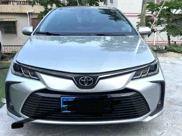 Toyota Corolla — Фото автомобиля 2