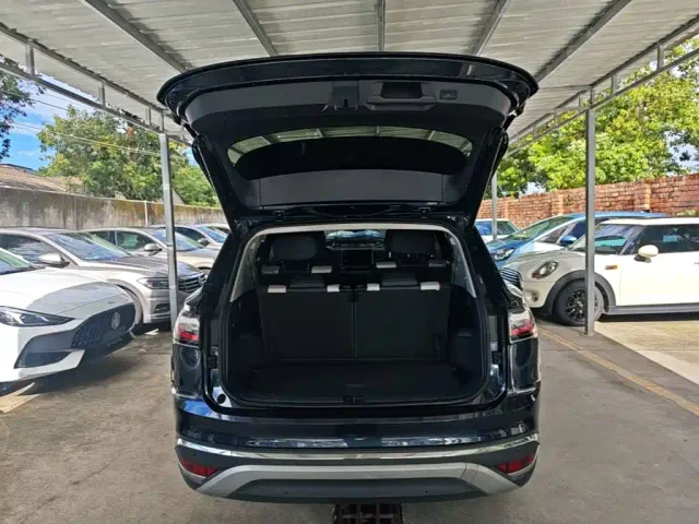 Volkswagen ID.6 Crozz — Фото автомобиля 18