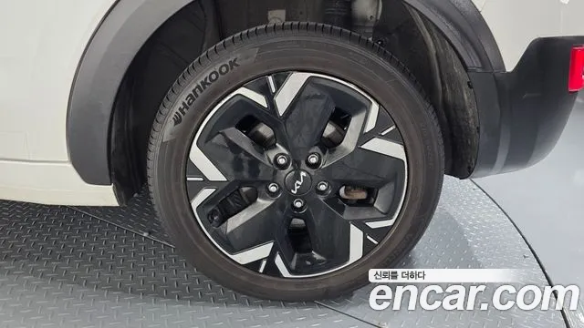 Kia Niro Niro (New) — Фото автомобиля 21