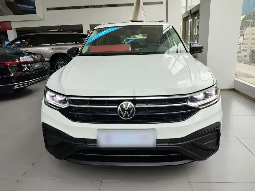 Volkswagen Tiguan L 2024 Outstanding 300TSI Auto 2WD Dragon Soaring Edition — Фото автомобиля 2