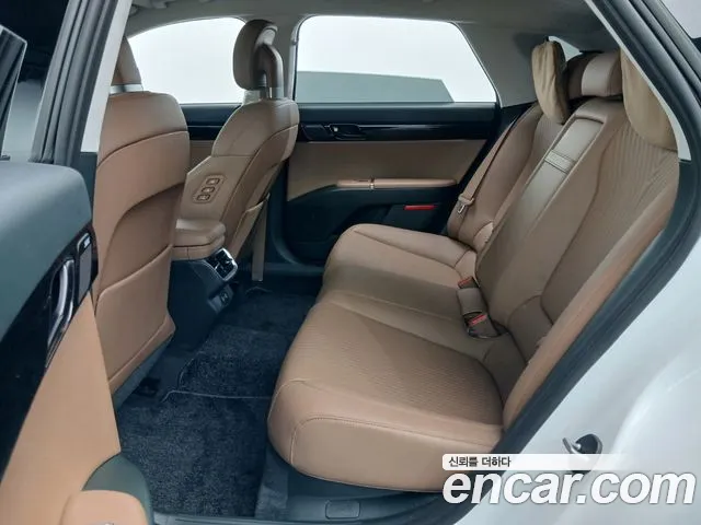 Hyundai Grandeur GN7 — Фото автомобиля 17