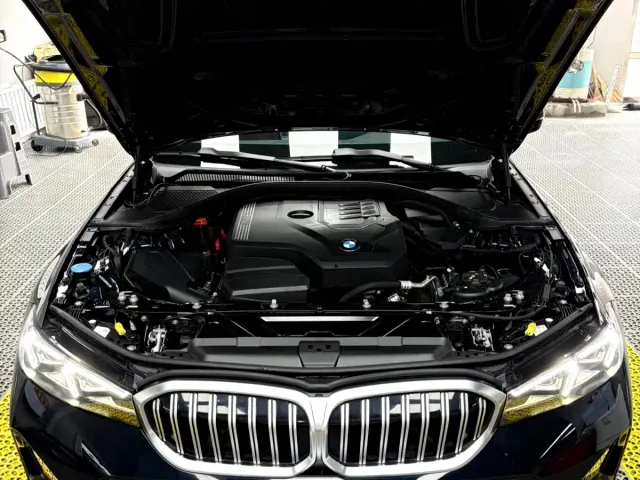 BMW 3 Series — Фото автомобиля 9