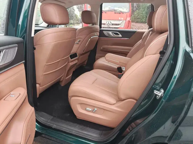 Wuling Starlight L — Фото автомобиля 9
