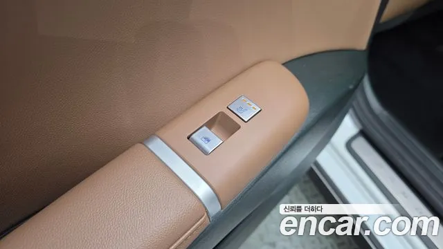 Hyundai Grandeur GN7 — Фото автомобиля 28