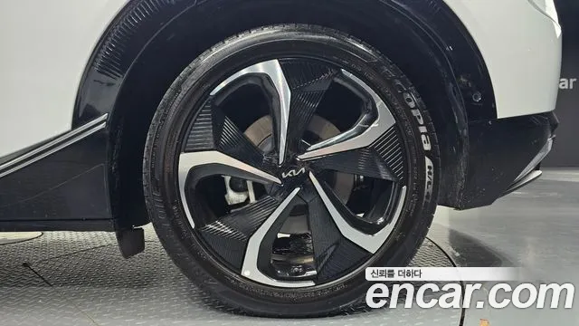 Kia EV6 — Фото автомобиля 20