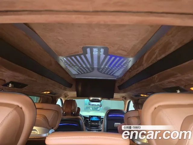 Mercedes-Benz V-Class — Фото автомобиля 6