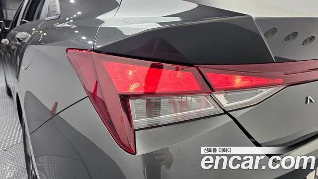Hyundai AVANTE Avante (CN7) — Фото автомобиля 22