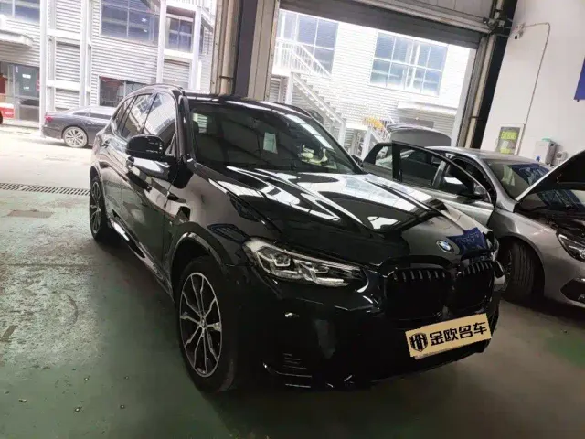 BMW X3 — Фото автомобиля 2