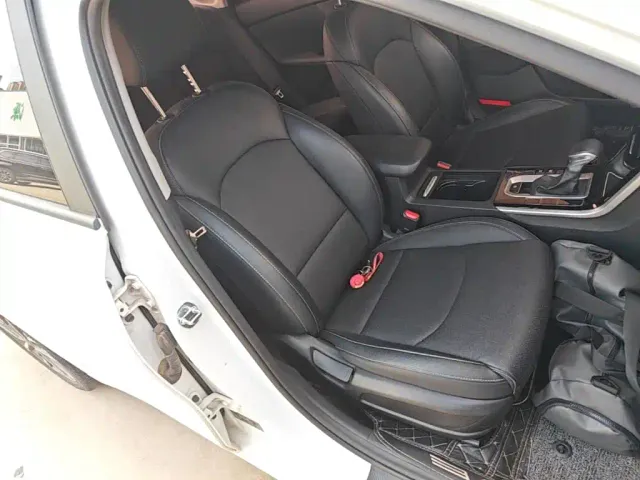 Kia K3 — Фото автомобиля 24