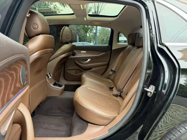 Mercedes-Benz Mercedes-Benz E-Class 2022 Facelift E 260 L — Фото автомобиля 6