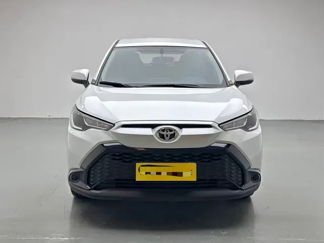 Toyota Frontlander — Фото автомобиля 2