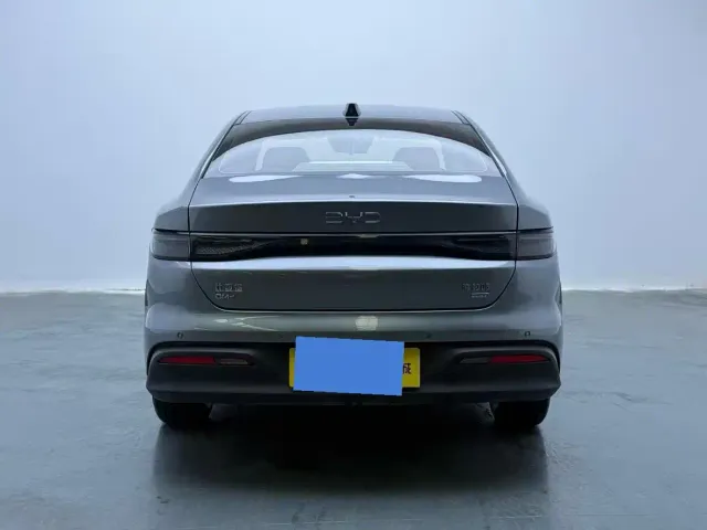 BYD Seal 05 DM-i — Фото автомобиля 6