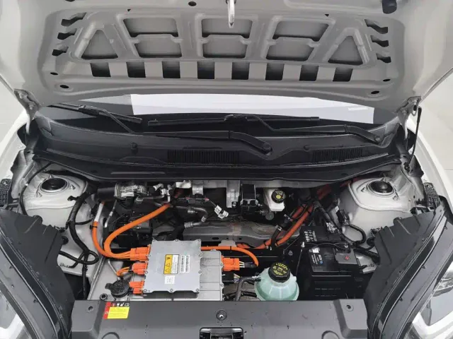 Wuling Bingo — Фото автомобиля 6