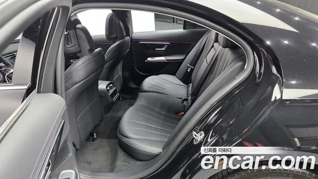 Mercedes-Benz E-Class W214 — Фото автомобиля 26