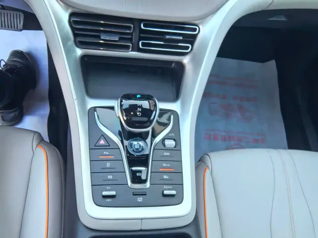BYD Song Pro — Фото автомобиля 7