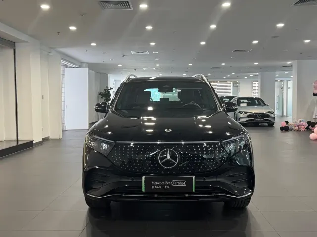 Mercedes-Benz EQB — Фото автомобиля 2