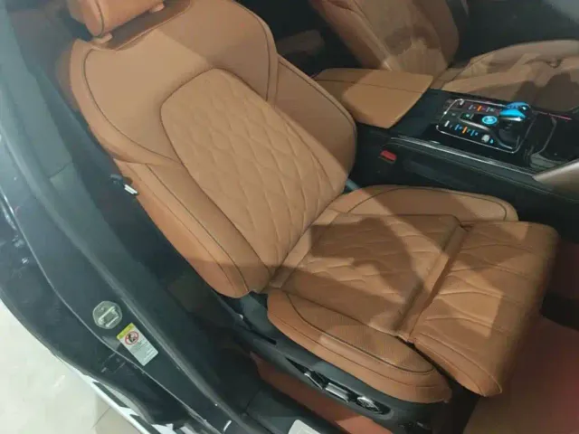 BYD Tang — Фото автомобиля 24