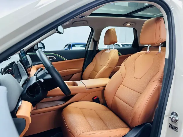 Haval Xiaolong MAX — Фото автомобиля 10