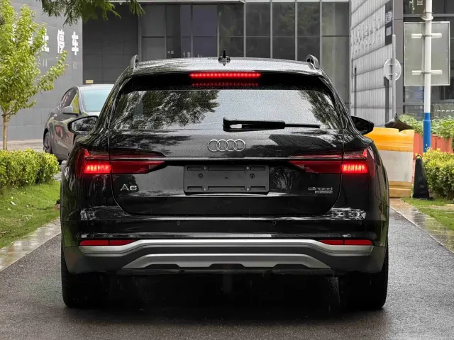 Audi A6 — Фото автомобиля 3