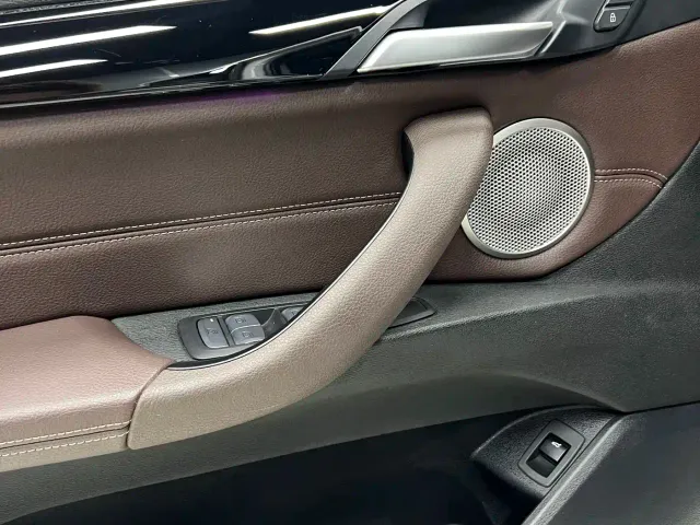 BMW X1 — Фото автомобиля 10