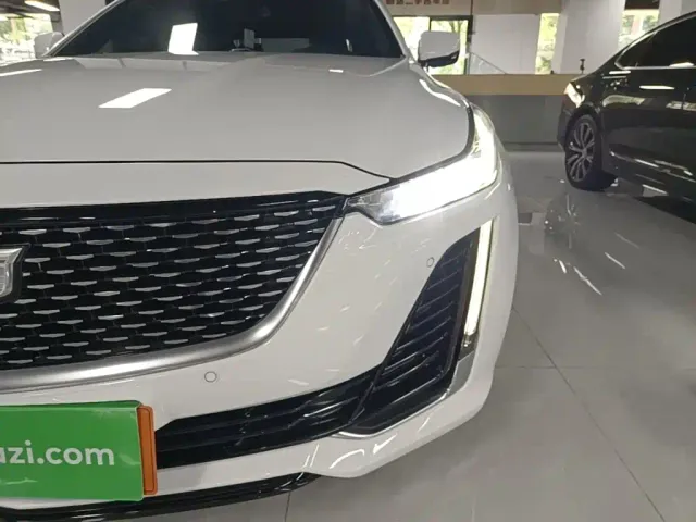 Cadillac CT5 — Фото автомобиля 23