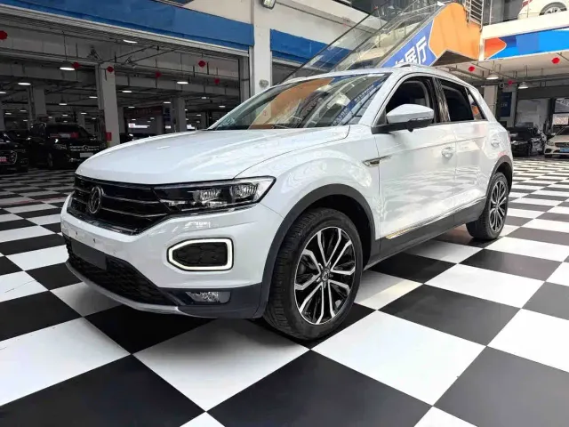 Фотография автомобиля — Volkswagen T-Roc