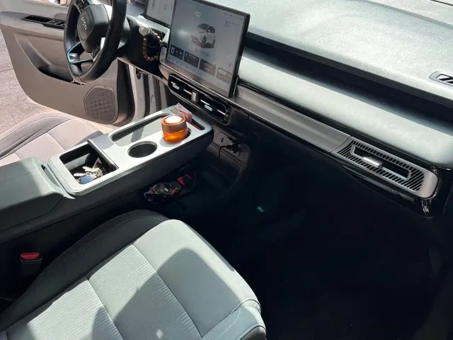 GAC Aion Y — Фото автомобиля 9
