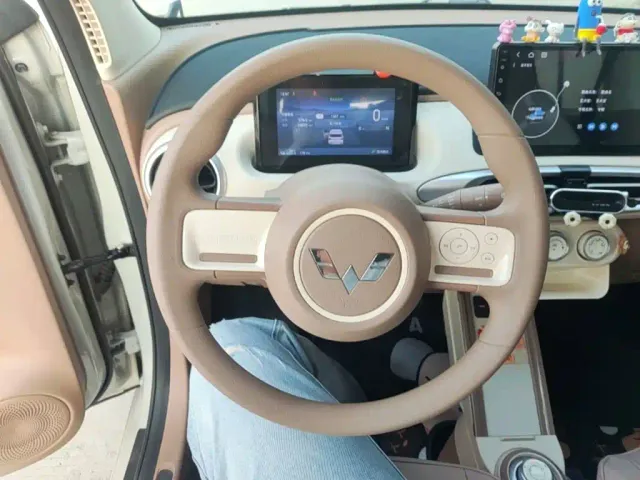Wuling Hongguang Mini EV — Фото автомобиля 10