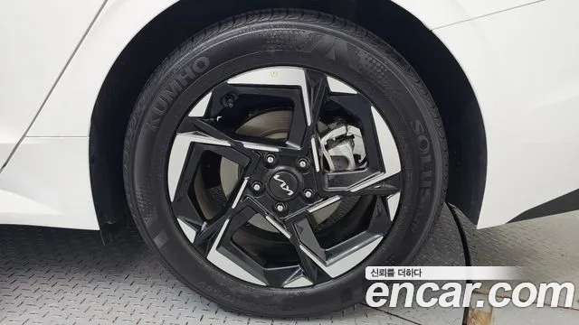 Kia K5 Новый K5 3 поколение 2.0 LPi(Для проката) — Фото автомобиля 20